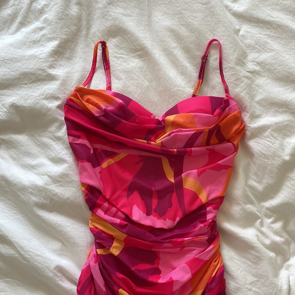 Princess Polly pink party dress size 2